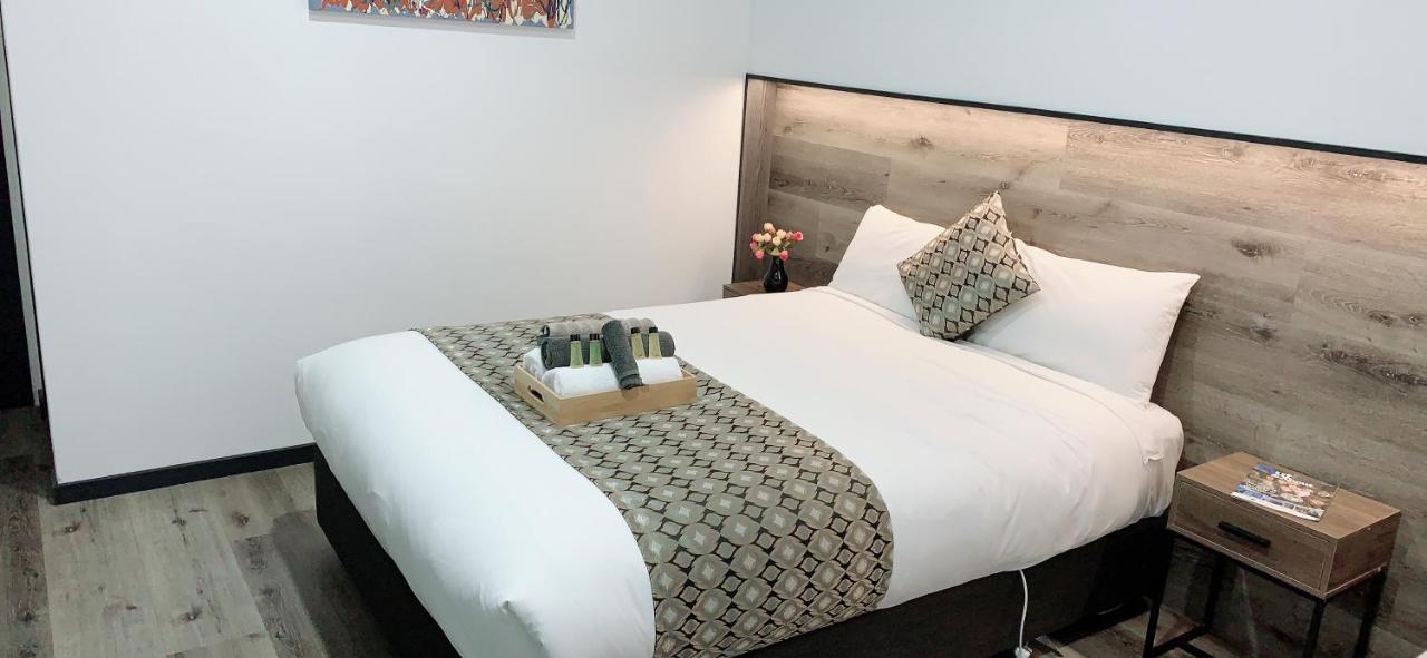 Elm Motel 3*